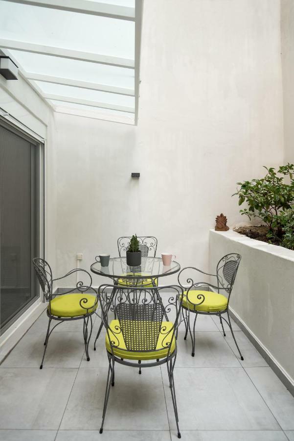 Central Cozy Studio With A Secret Garden Athens Exterior photo